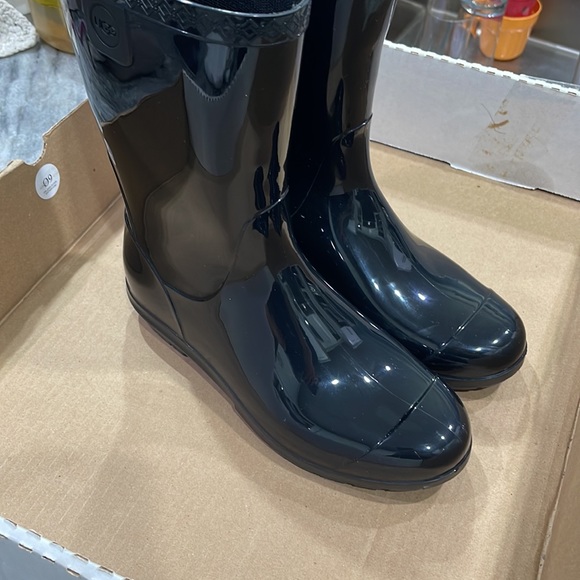 Ugg Sienna Rubber Rain Boots Black Pull On Women’s Size US 6 - Picture 3 of 10